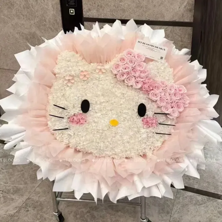 Hello Kitty永生花绣球真花可爱花束网红新款送老婆闺蜜生日礼物