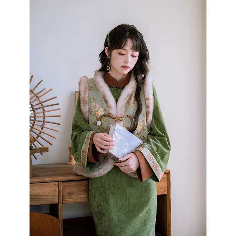 南风谷【月桂枝】复古雪尼尔提花国风短马甲女秋冬季保暖夹棉背心