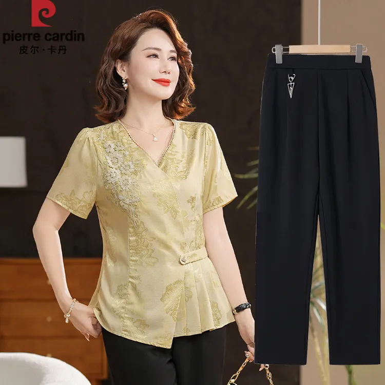 皮尔卡丹时尚新中式妈妈装两件套女夏套装高档国风刺绣短袖上衣母