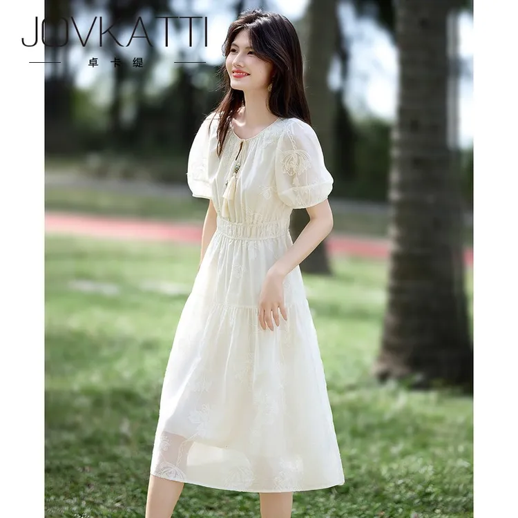 卓卡缇法式优雅泡泡袖连衣裙女夏小个子圆领高腰显瘦中长款a字裙