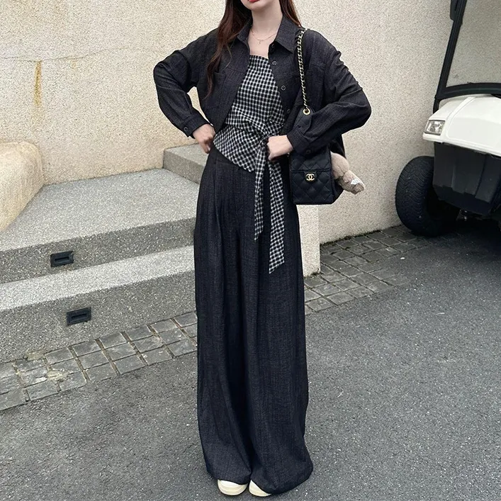 春秋韩版气质百搭显瘦长袖上衣格子吊带高腰阔腿裤套装