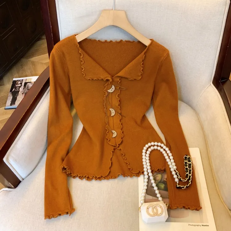 减龄木耳边V领长袖针织衫女2025年秋冬新款时尚高级感不规则上衣