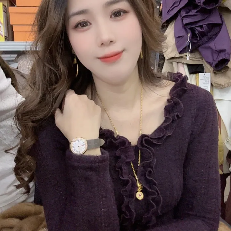 2025秋冬新款木耳边v领设计感纯欲长袖品瘦百搭上衣2220