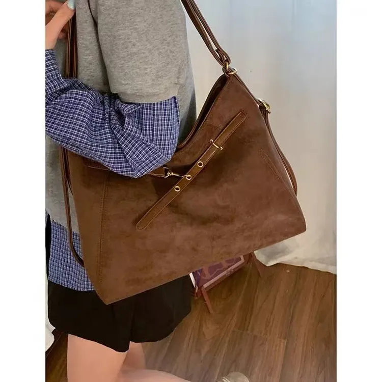大容量包包女式2025新款秋冬复古时尚腋下包百搭通勤单肩包托特包