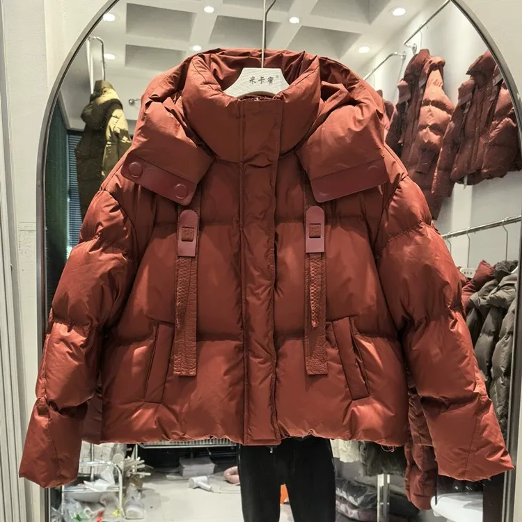 羽绒服女短款2024年冬季新款韩版时尚白鸭绒保暖外套连帽飘带特价