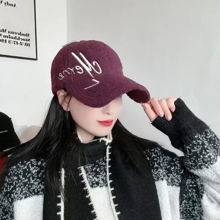 帽子女士秋冬季羊绒加厚保暖韩系鸭舌帽大围显脸小潮流棒球帽新款