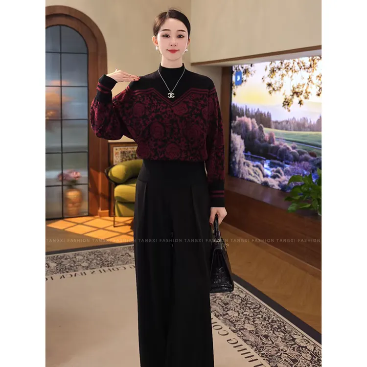 2025年秋冬季款【83JR】含绵羊毛可外穿精致织花红黑色针织衫女款