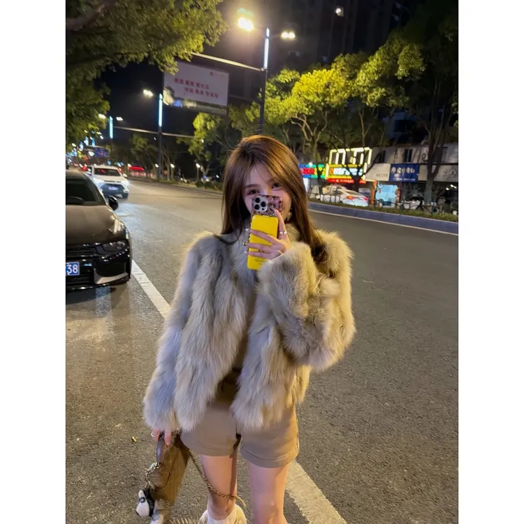 高级感气质时尚小香风加厚保暖外套秋冬宽松百搭休闲显瘦短裤套装