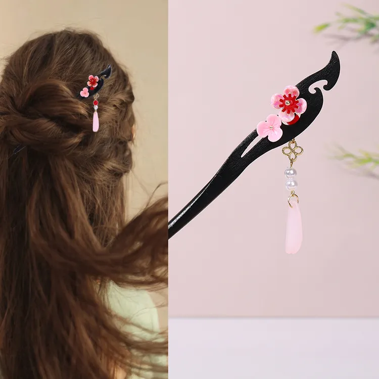 新中式白兔流苏古风国潮钗子木簪盘发汉服配饰古装头饰品