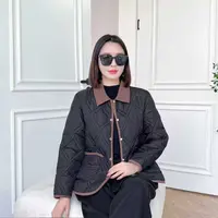 秋冬季新款翻领轻薄棉服女款清新百搭简约通勤外套