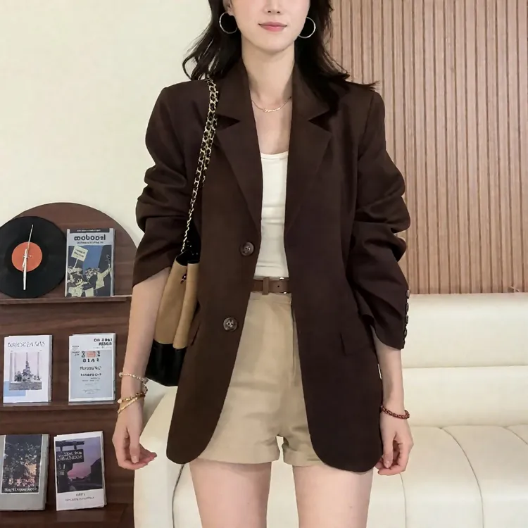 复古棕色麂皮绒小西装外套女2025秋冬新款松弛感气质显瘦正肩西服