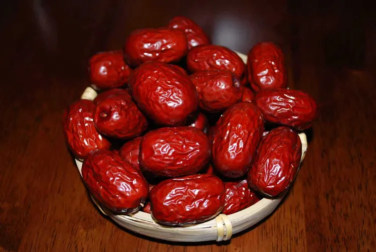 25年新疆若羌灰枣免洗一级枣干干净净长度2-2.6厘米