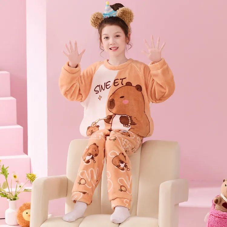 儿童法兰绒睡衣卡皮巴拉男童秋冬加绒保暖中大童珊瑚绒女孩家居服