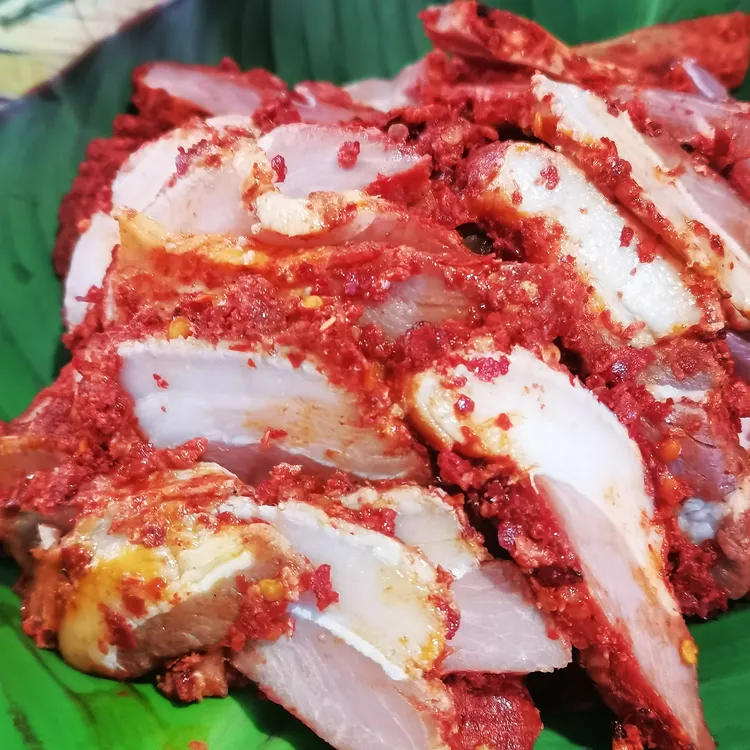 腌肉邂逅糯米饭香糯咸香味觉奇遇大席折菜东安鸡