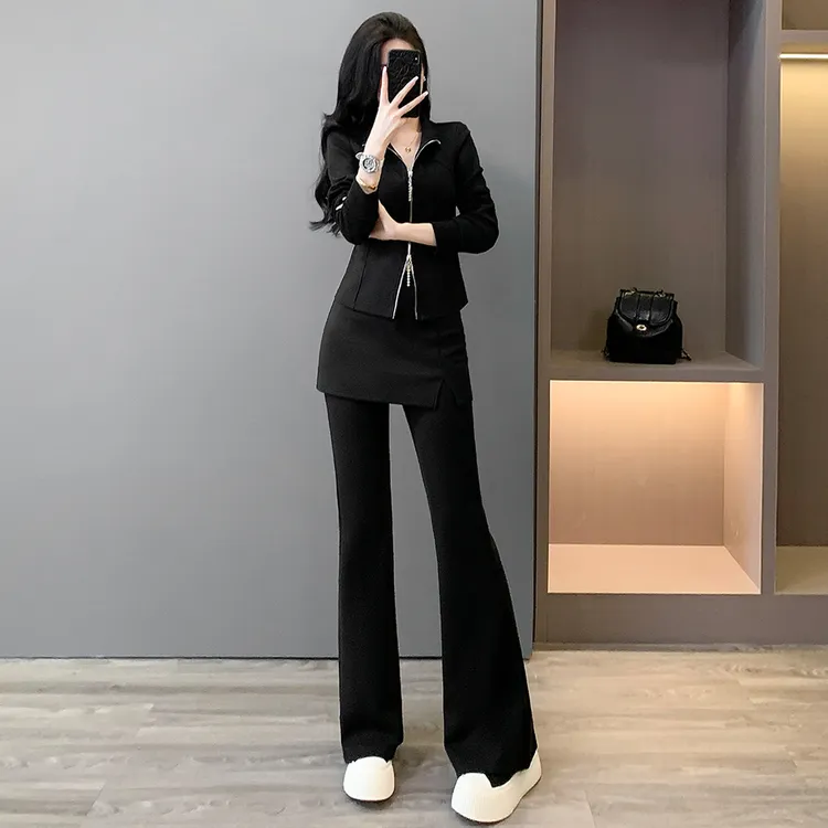 欧货时尚休闲运动套装女秋新款减龄立领卫衣假两件微喇长裤两件套