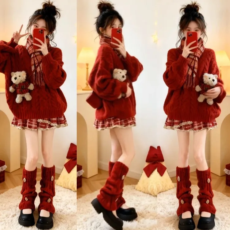 女童秋冬拜年服套装2026新款冬季喜庆毛衣中大童加绒格子裙两件套