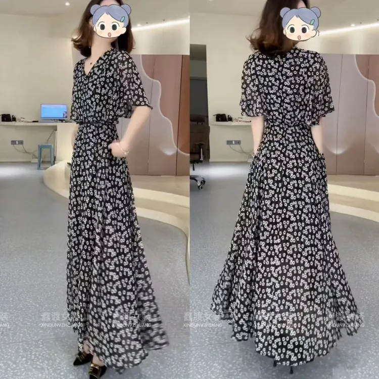 2025夏季新款时尚显瘦气质女士网红洋气连衣裙百搭款D9235