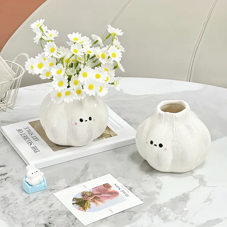 可爱蒜头小花瓶家用客厅创意陶瓷花器插花鲜花水培装饰瓶桌面摆件