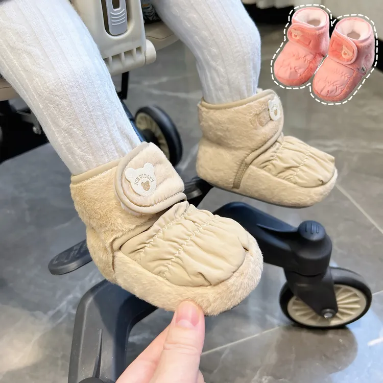 新生婴儿鞋子6到12个月软底冬季袜子秋男女宝宝加绒0-1岁3棉8学步