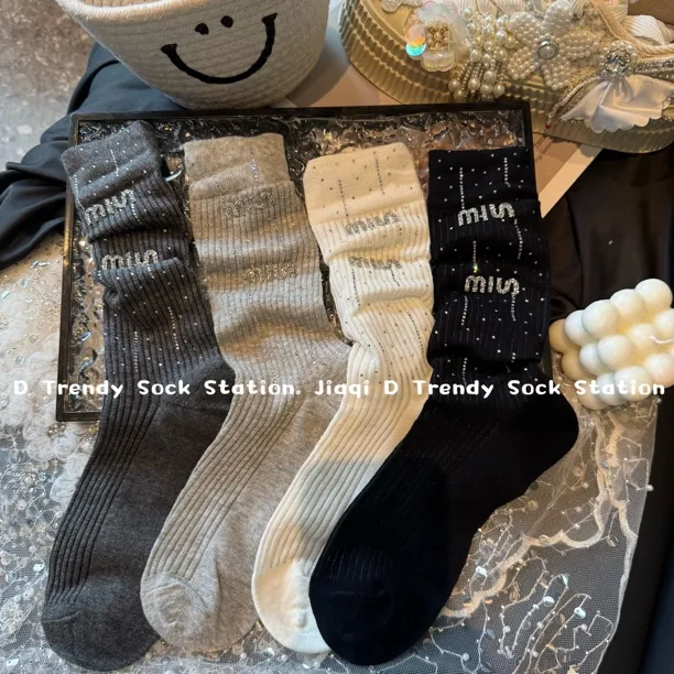欧货字母烫钻流星闪亮袜子女中筒薄款百搭ins潮堆堆袜