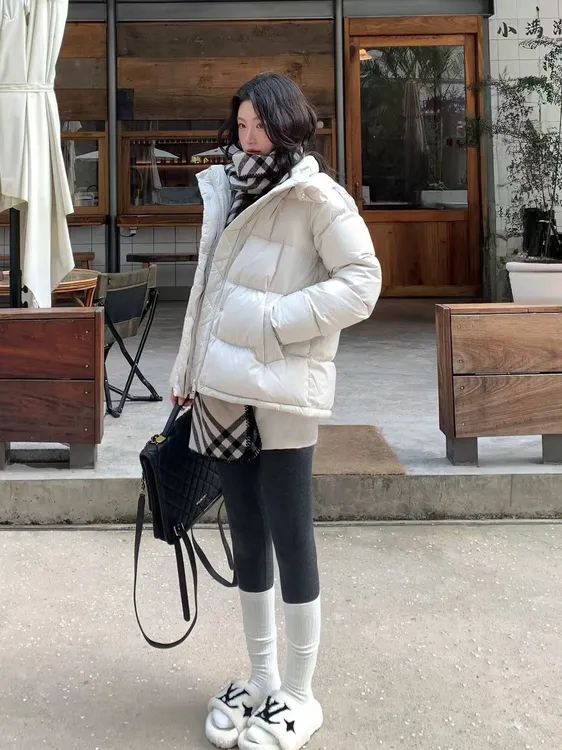 短款泡芙羽绒服女2025连帽LU家五格小个子骨白色加厚外套（009-N）