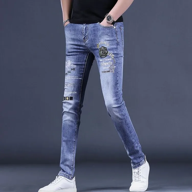 新款印花刺绣牛仔裤男士修身小脚弹力潮牌休闲长裤子男款夏季薄款