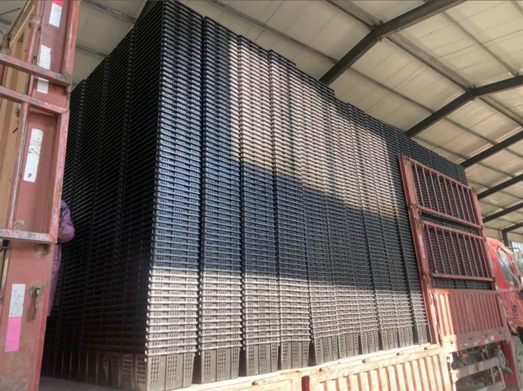 【黑框子】装活禽笼直发