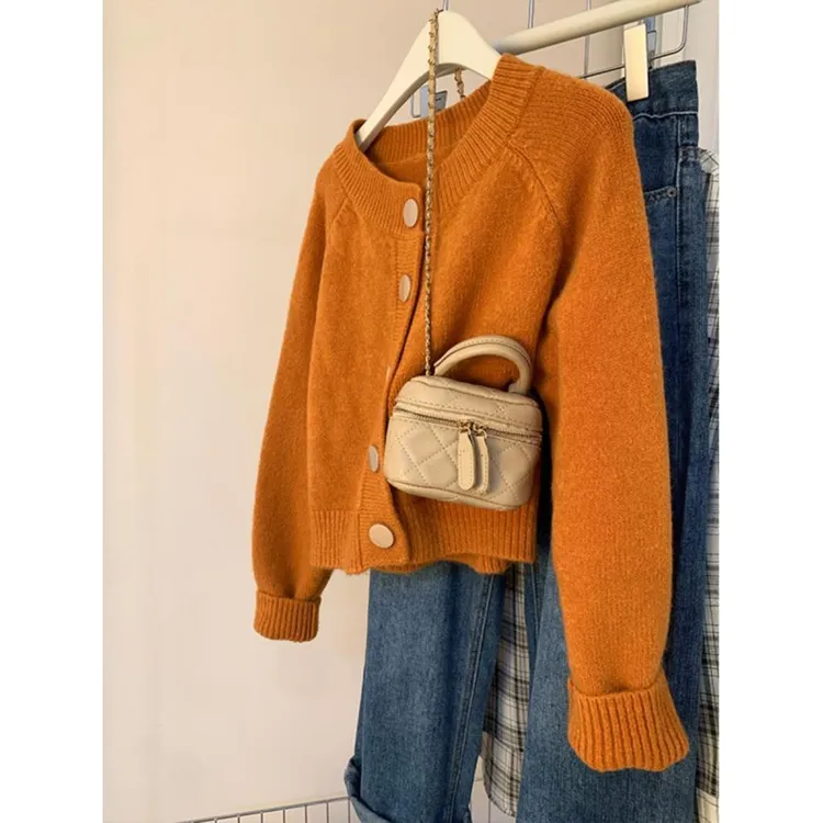 韩版复古慵懒风时尚设计感秋冬百搭宽松圆领长袖短款针织开衫毛衣