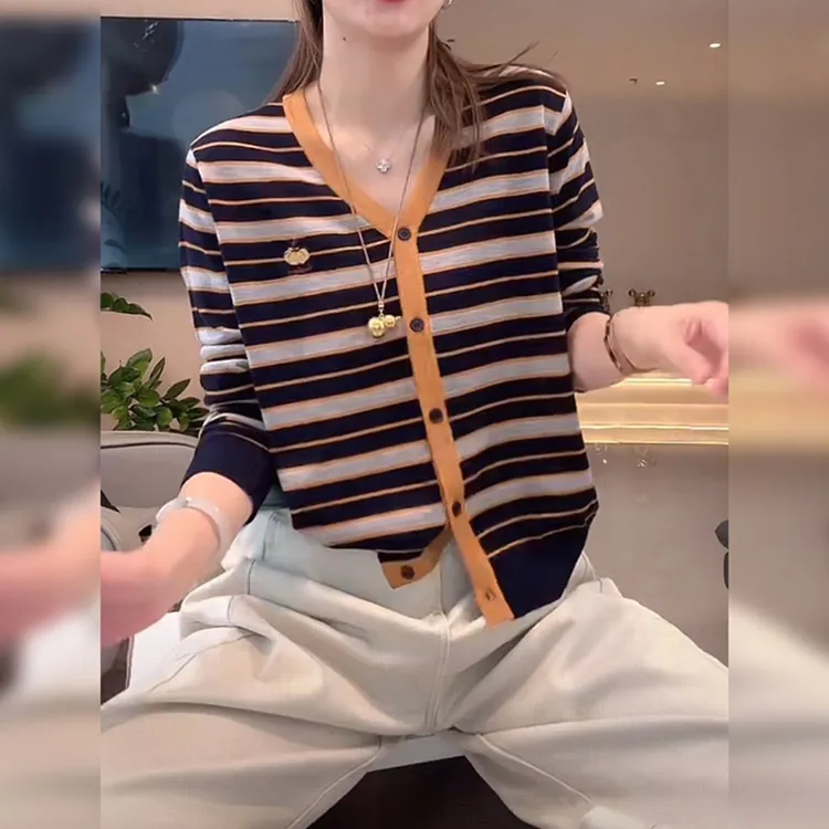 时尚洋气设计感条纹撞色长袖针织衫早秋新款小众减龄百搭薄款上衣