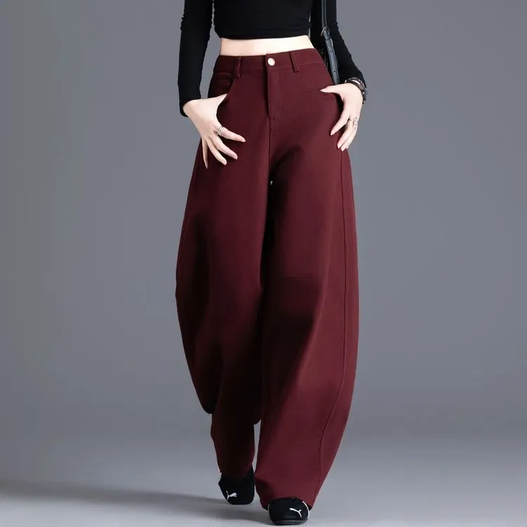 酒红色弯刀休闲牛仔裤女2025新款秋冬女裤宽松香蕉镰刀小个子裤子