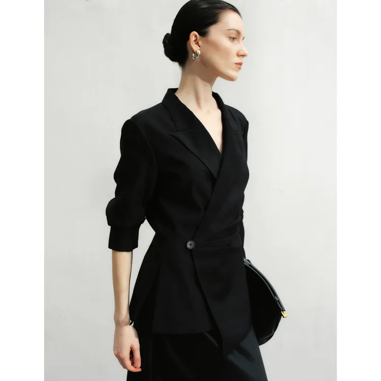 LYNEE 戗驳领七分袖简约西装外套女时尚通勤西服 LGD2FSW301