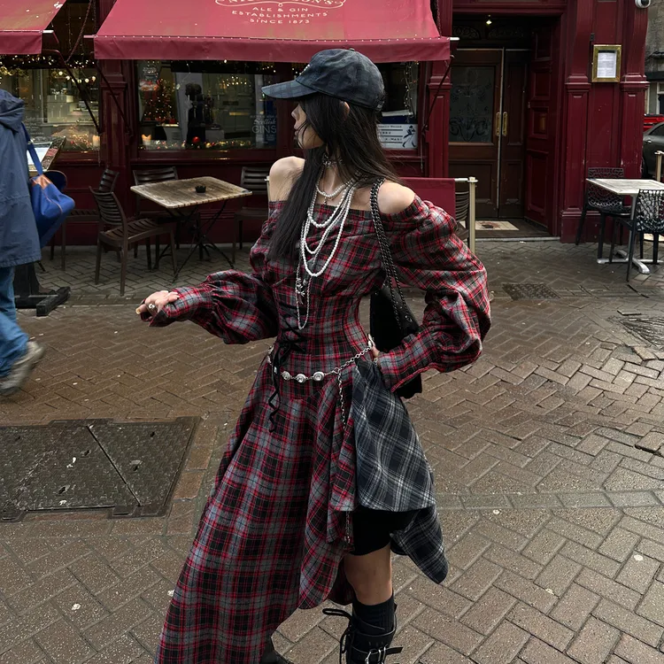 韩好甜WARDEN EDGE圣诞出逃 红色格子连衣裙女收腰显瘦拼接A字裙