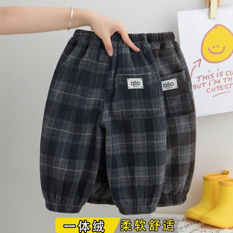 儿童秋冬加绒裤2025新款格子裤子男童一体绒长裤中小童外穿保暖裤