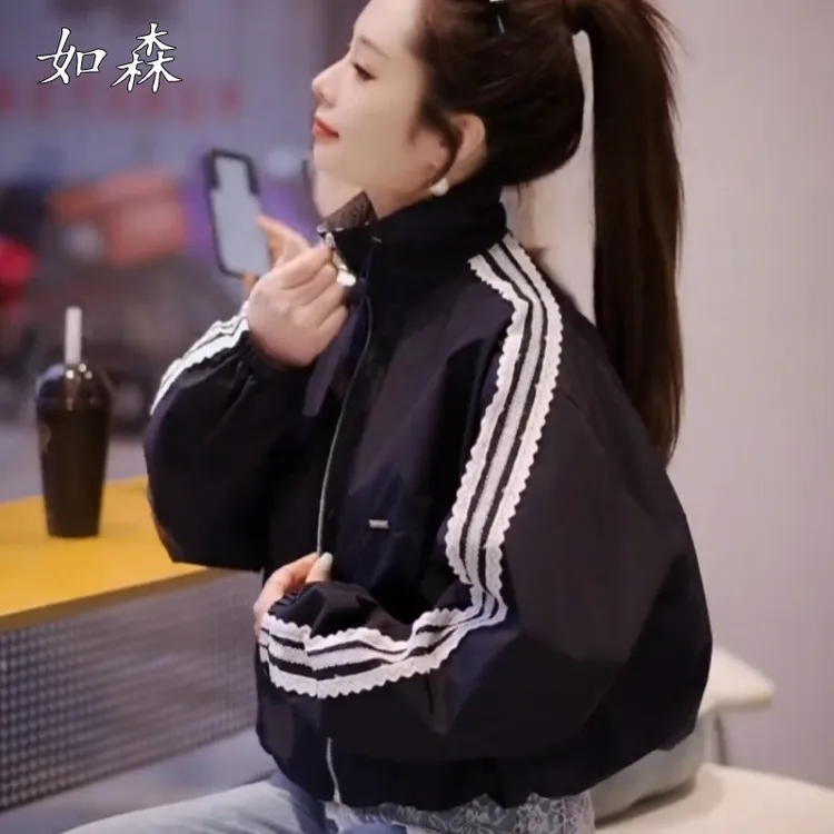 蕾丝拼接条纹棒球服外套女短款2025春季新款小个子休闲时尚夹克潮