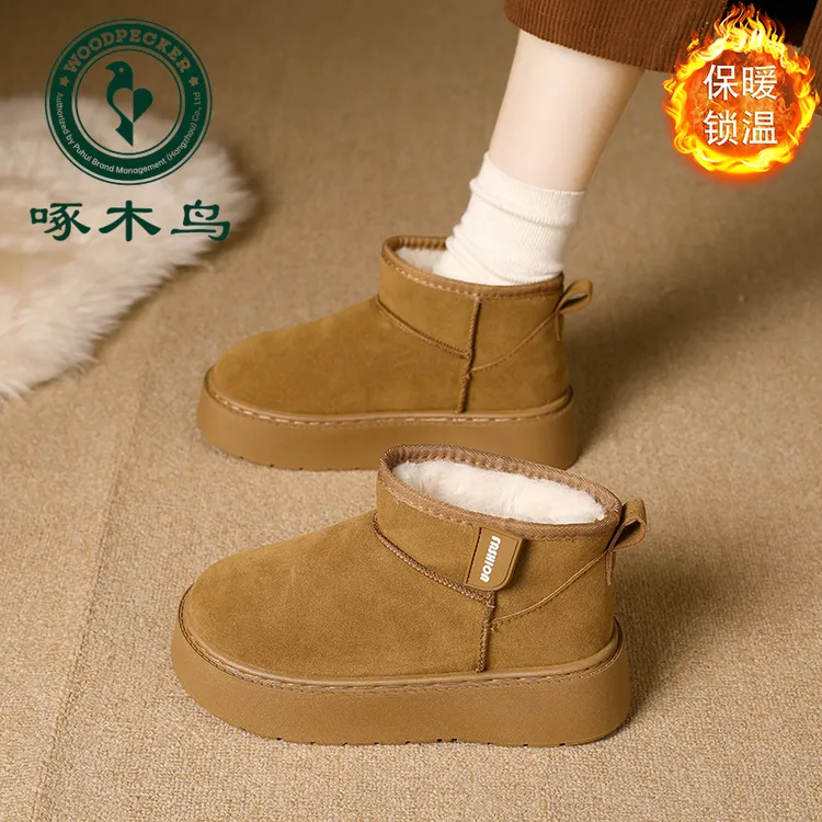 啄木鸟雪地靴女冬季新款加绒厚底东北棉鞋短筒保暖面包鞋子女棉鞋