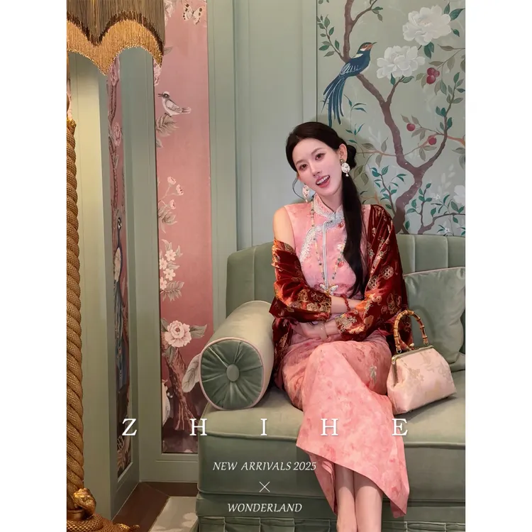 无艳一禾【静婉家书】国风丝绒绣花开衫+重工提花刺绣旗袍连衣裙