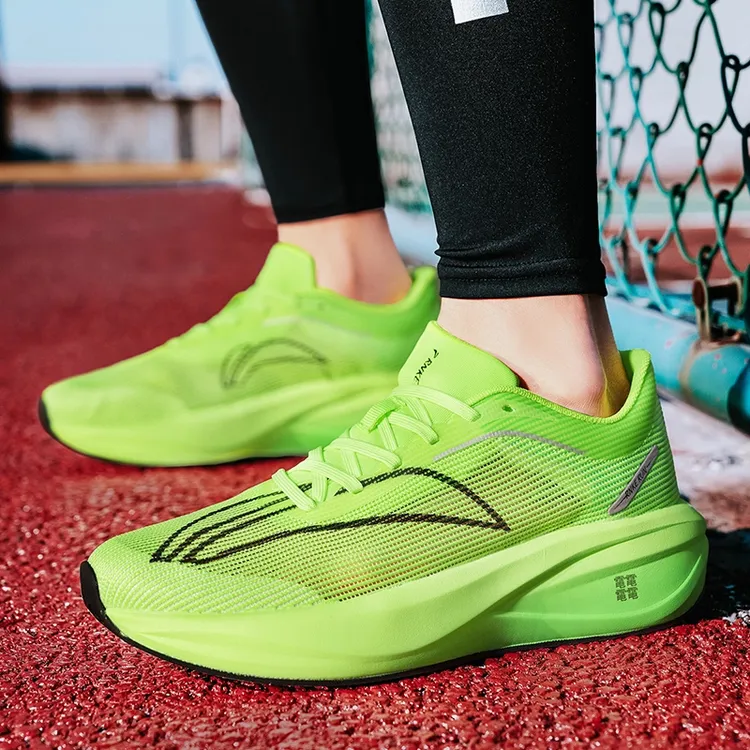 正品8PRO减震跑步鞋夏季儿童碳板竞速飞电学生田径5c中考儿童跑鞋