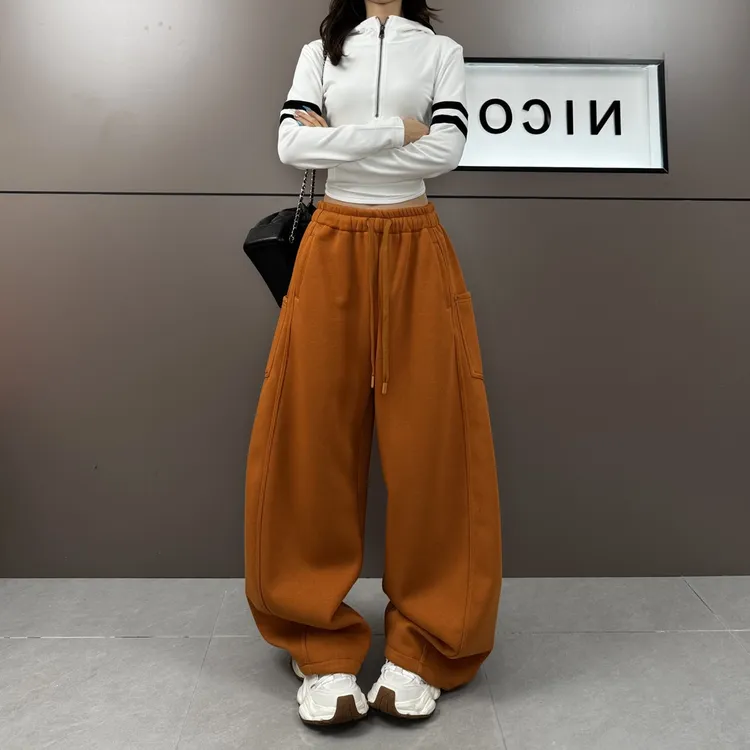 美式加绒阔腿弯刀裤女秋冬2025年新款侧边口袋宽松工装运动休闲裤