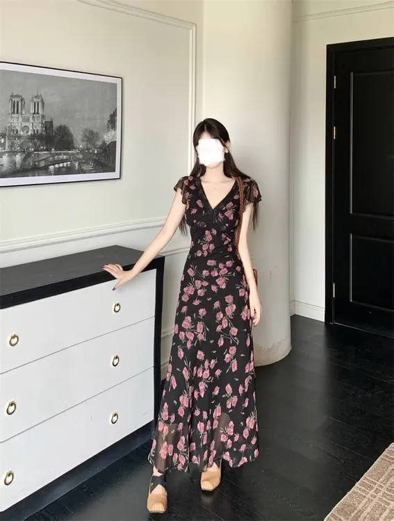 法式高级玫瑰花气质优雅显瘦V领蕾丝拼接小飞袖鱼尾连衣裙AM8092