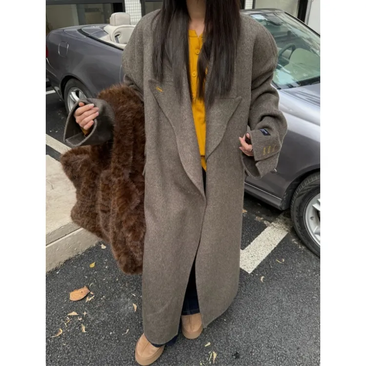 HELLOTANGO《知性温婉》小众设计韩系氛围感撞色明线大衣24209#