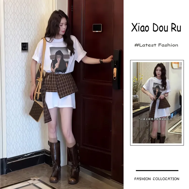 夏季流行穿搭一整套新款2025韩版时尚宽松长款T恤格纹披肩两件套