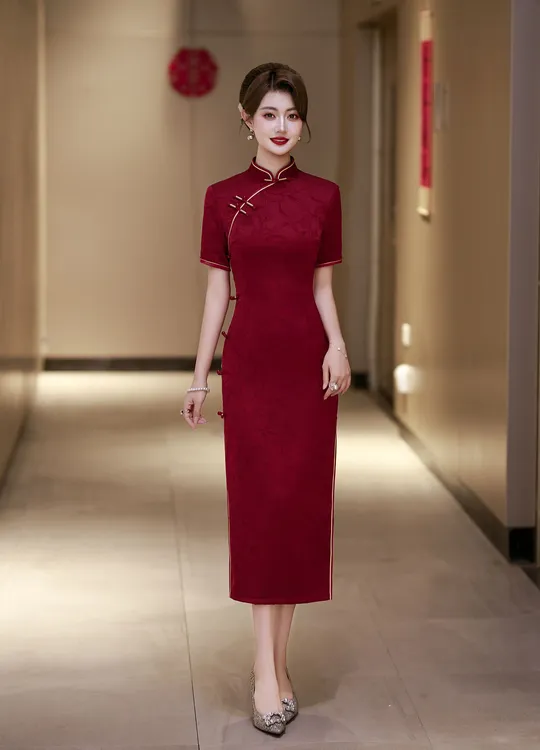 新中式国风红色传统改良旗袍女2025新款婚宴装结婚喜服长款连衣裙