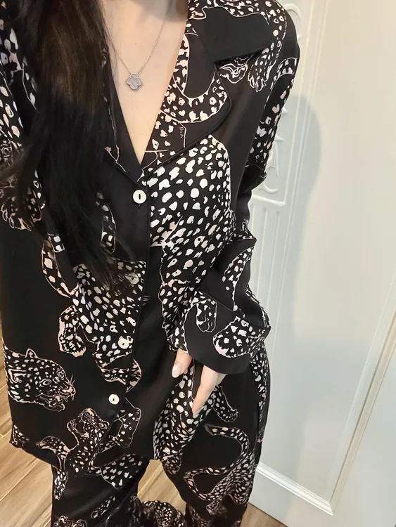 轻奢老钱风豹纹印花冰丝睡衣女春秋季新款长袖长裤家居服套装外穿