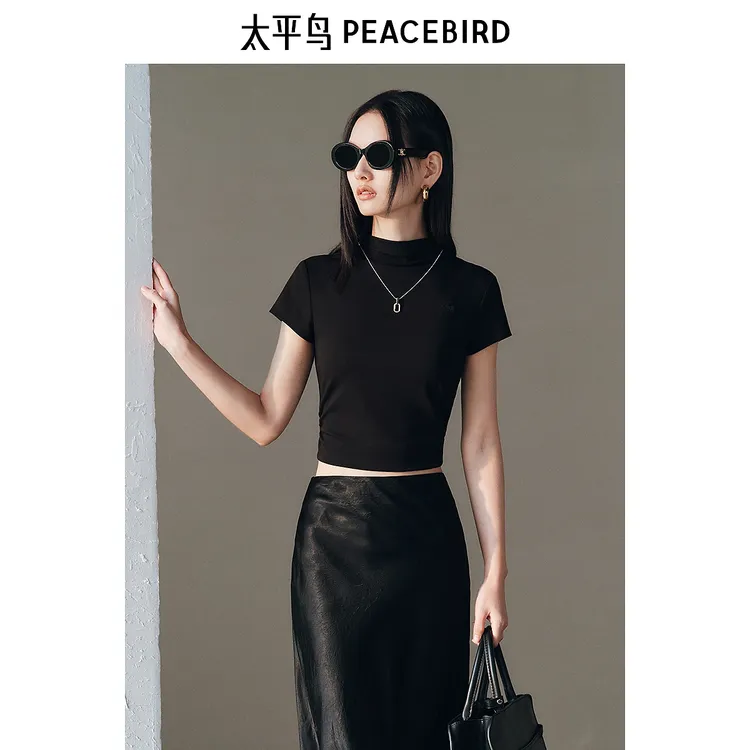 太平鸟半高领修身T恤短袖流光风法式气质短款上衣显瘦ABCNF1177