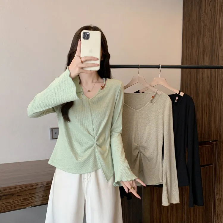 2025秋装新款胖mm大码女装捏褶V领T恤设计感不规则显瘦上衣80272