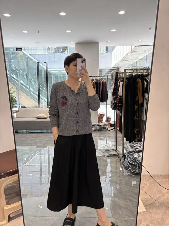 【丽丽家】新款针织时尚百搭微闪休闲针织衫106