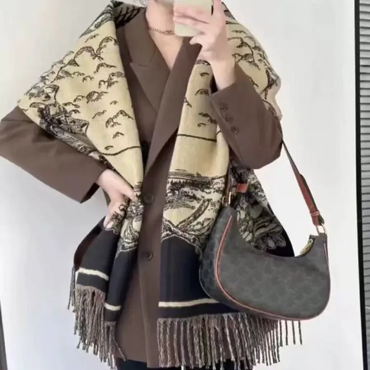 战马格子大围巾女四季2025新款氛围感仿羊绒围脖午睡披肩两用