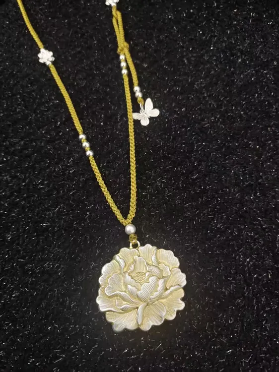 吊坠足银 爆款描金足银国风牡丹花吊坠气质百搭莲花蝴蝶款18.7