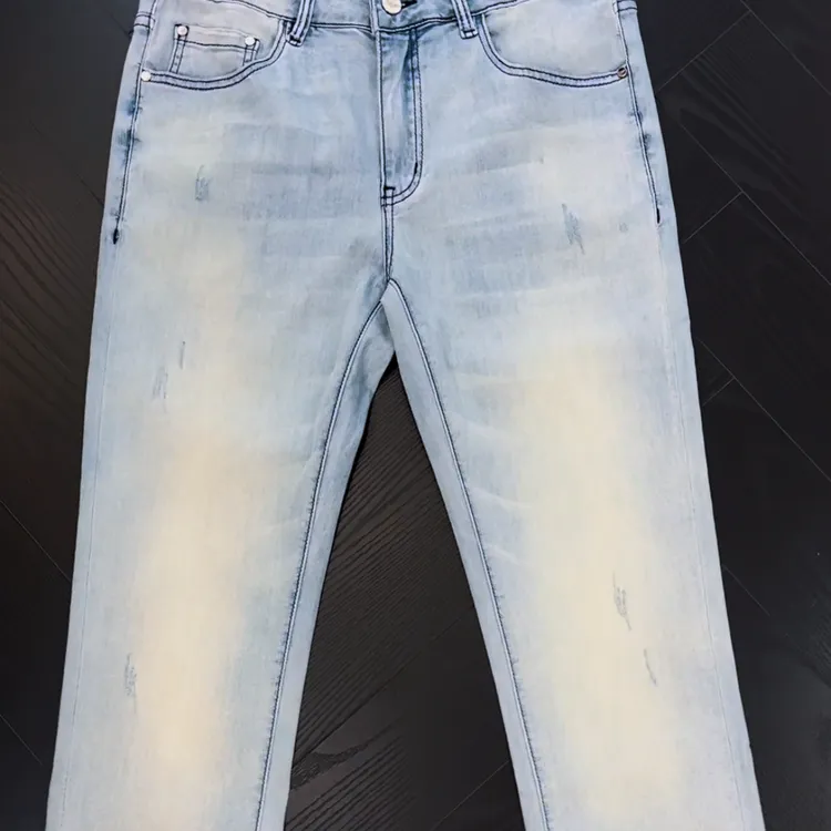 2026春夏新款轻奢男牛仔裤子浅蓝百搭休闲修身水洗小直筒