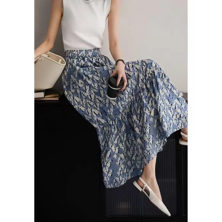 杜拉妮休闲碎花半身长裙女夏宽松显瘦遮胯气质印花优雅度假a字半